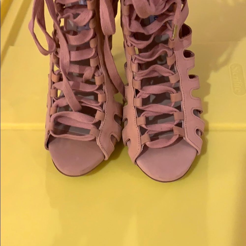 Steve Madden Fantasize Caged Leather Cut Out Boots - Picture 2 of 8